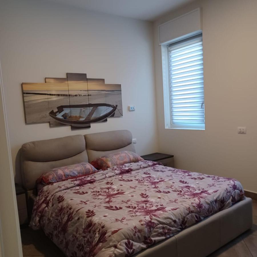 Apartamento Trilocale Nr 8 Calambrone Exterior foto