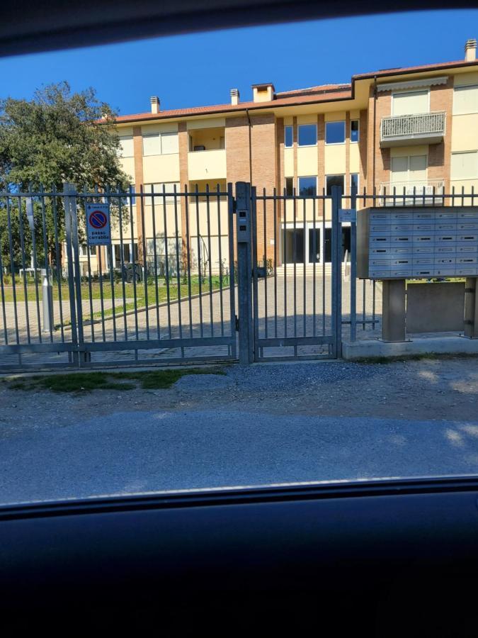 Apartamento Trilocale Nr 8 Calambrone Exterior foto